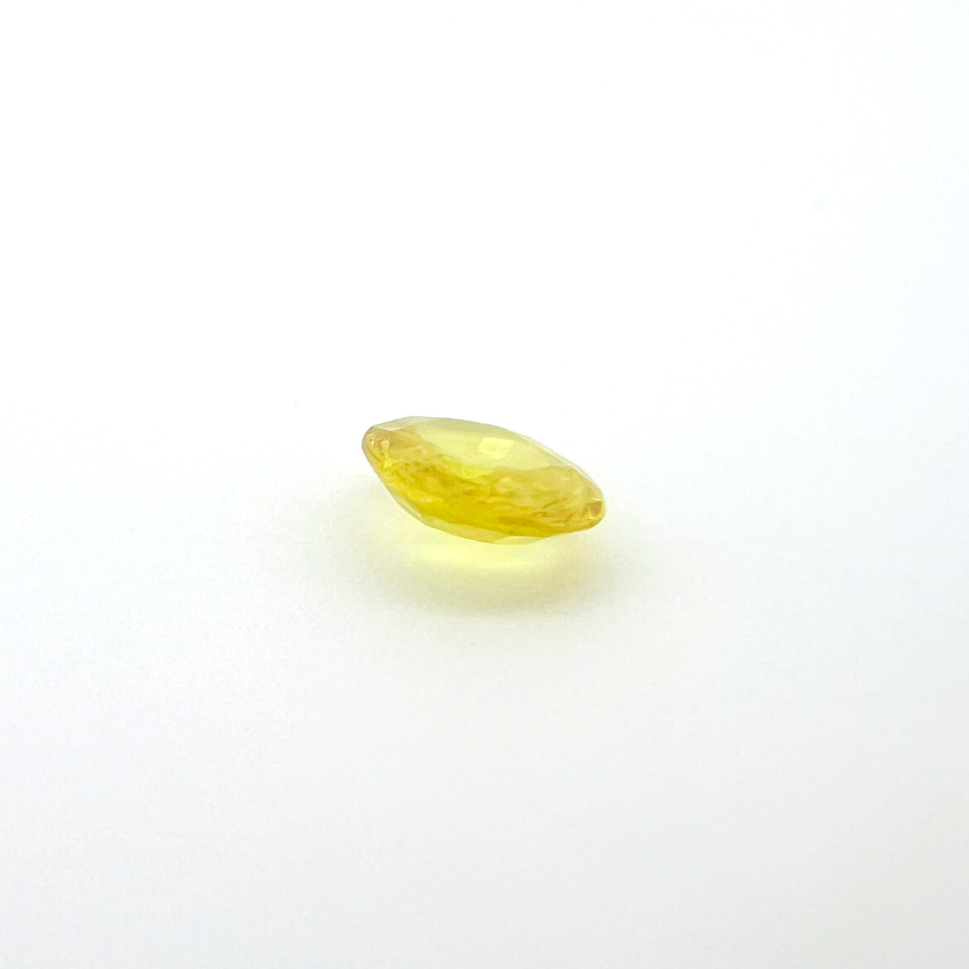 イエローサファイア 0.940ct