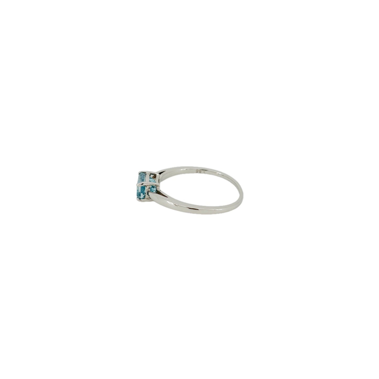 ラタナキリ産ブルージルコン 1.55ct Pt900リング