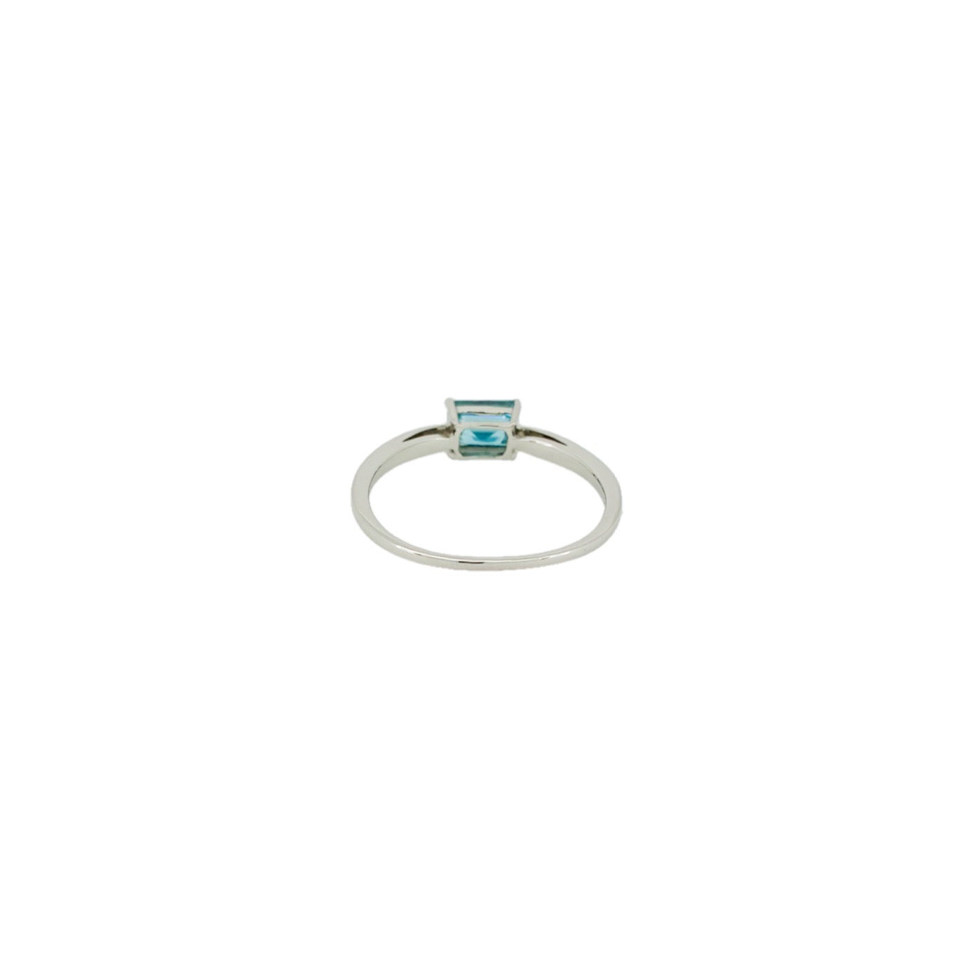 ラタナキリ産ブルージルコン 1.55ct Pt900リング