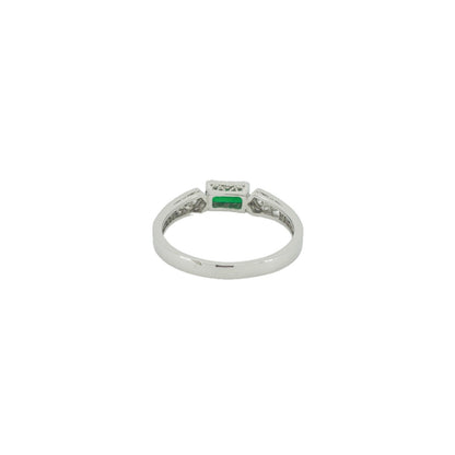 スワート産エメラルド 0.28ct Pt900リング