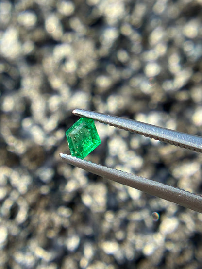 Emerald 0.340ct