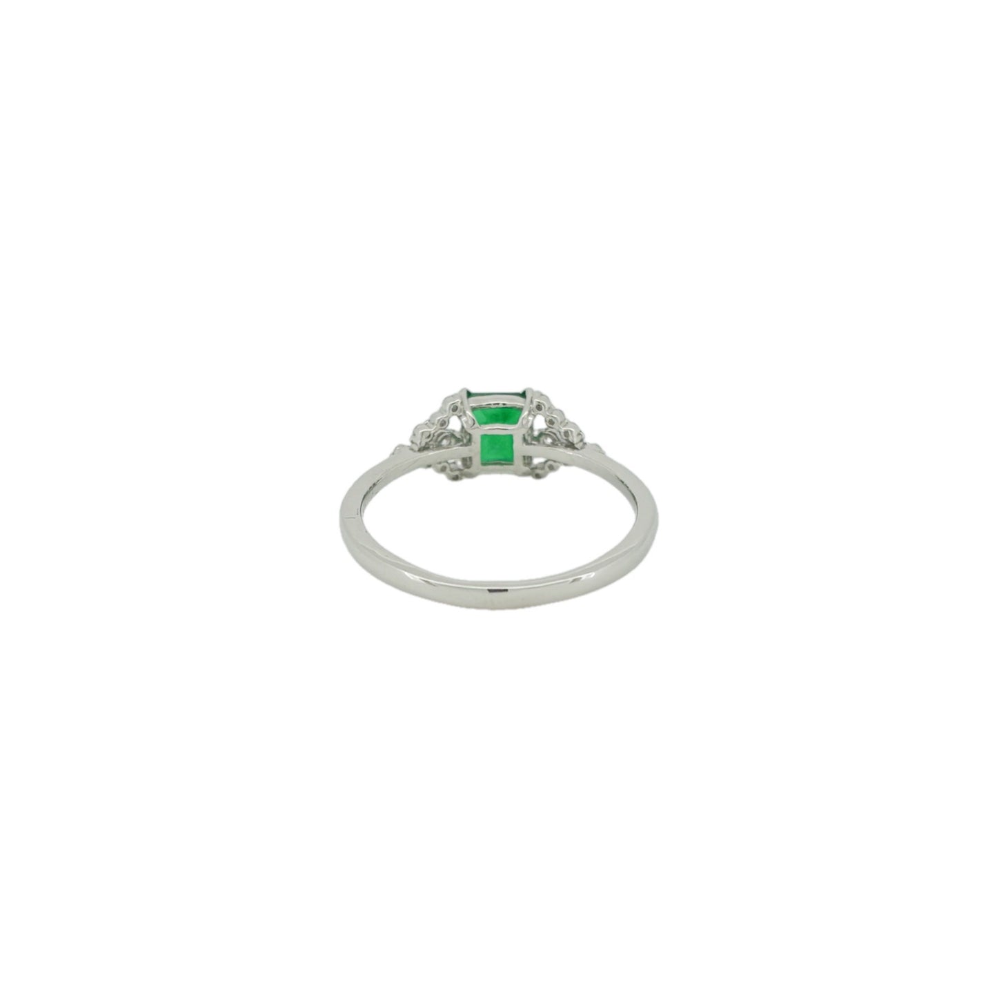 スワート産エメラルド 0.57ct Pt900リング