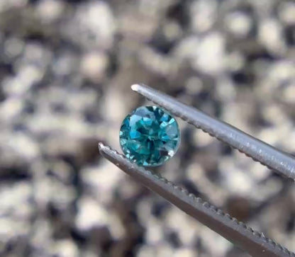 ラタナキリ産 ブルージルコン 0.420ct